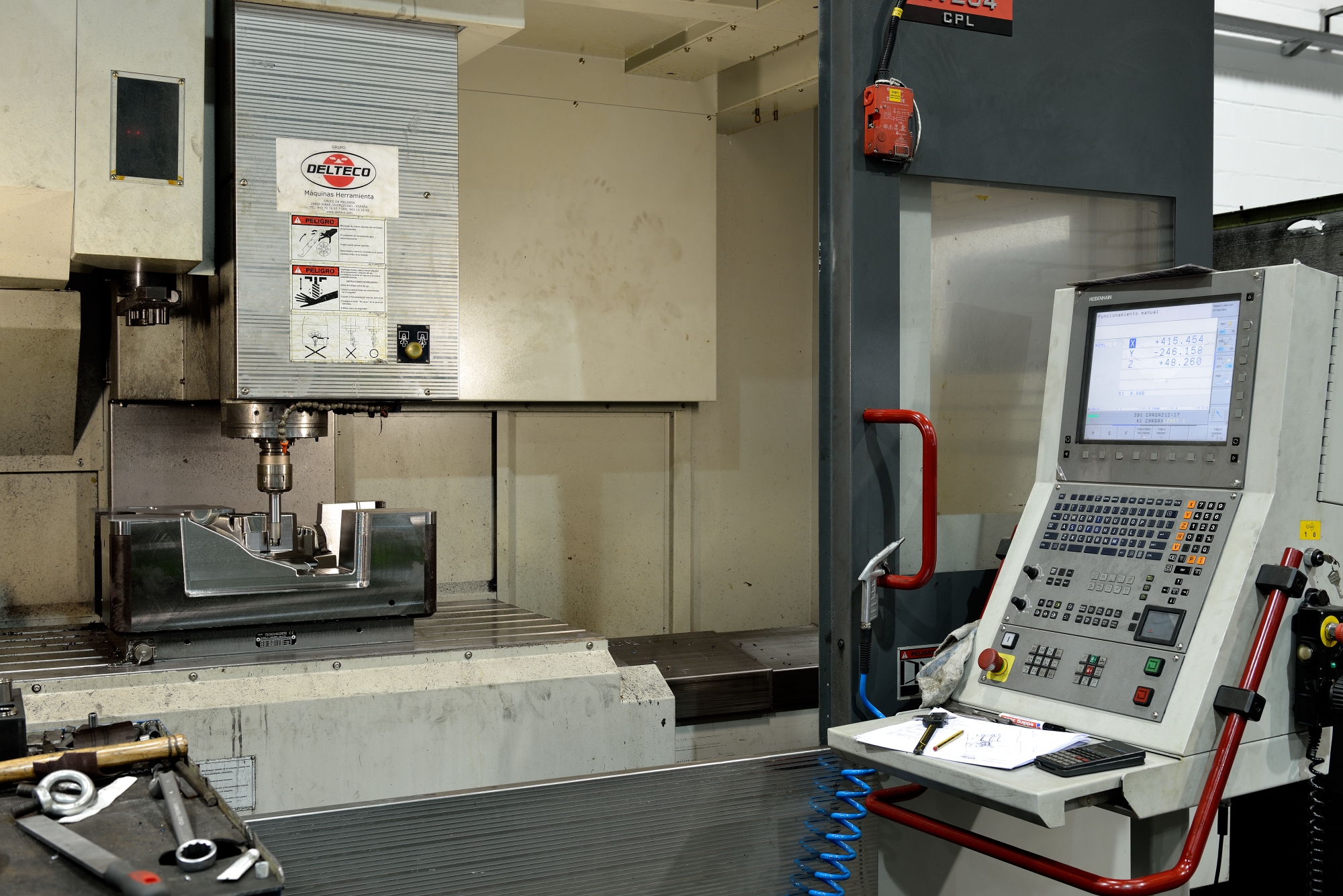 Centro de mecanizado 5 ejes
